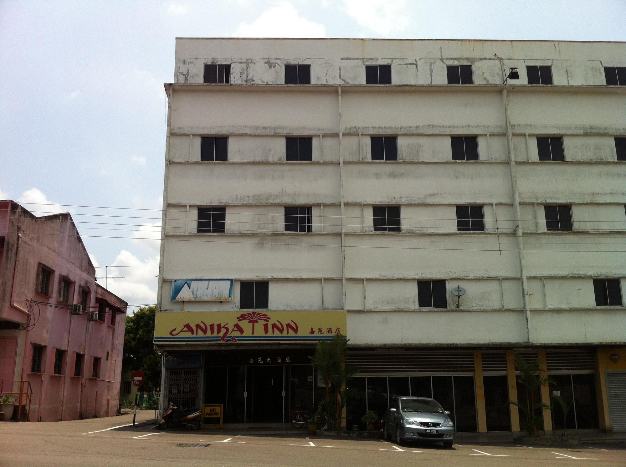 Anika Inn - Kluang Exterior foto