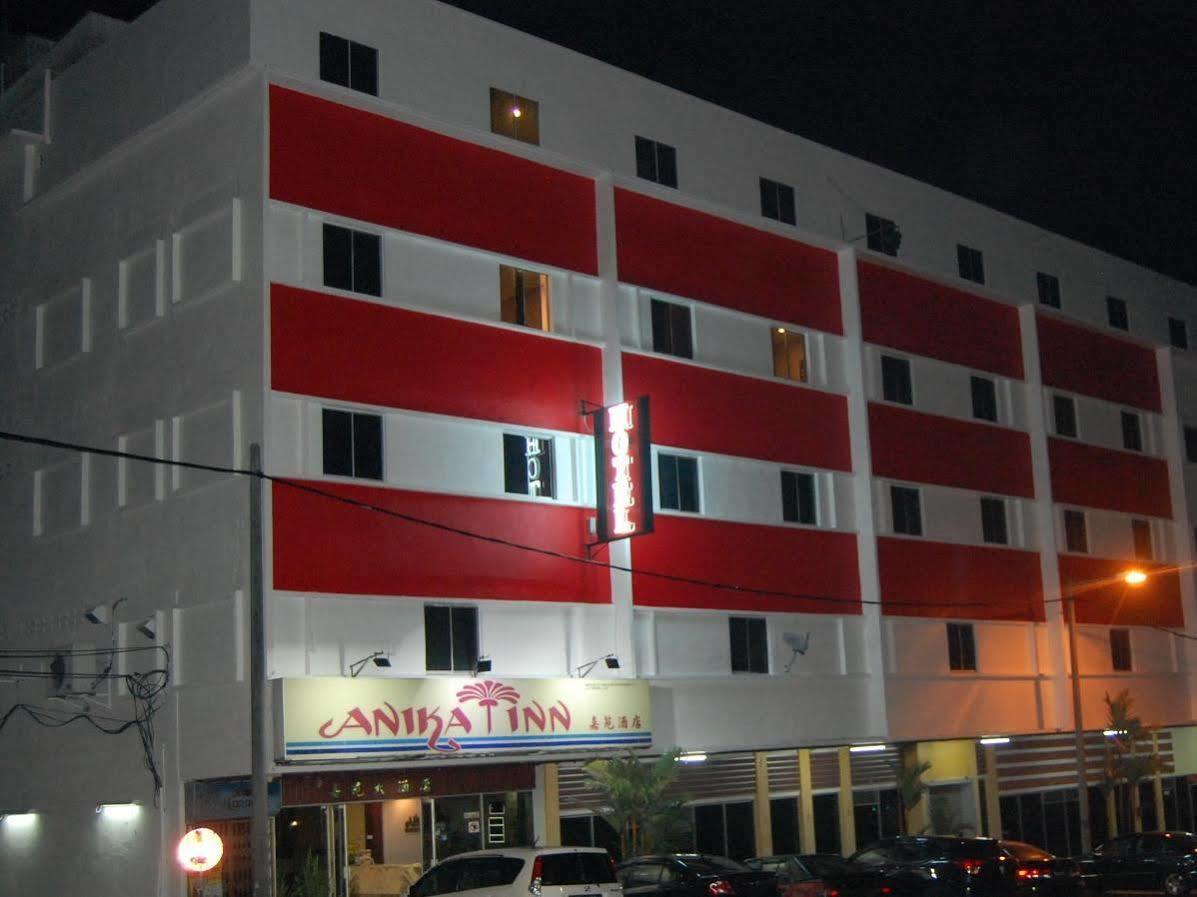 Anika Inn - Kluang Exterior foto